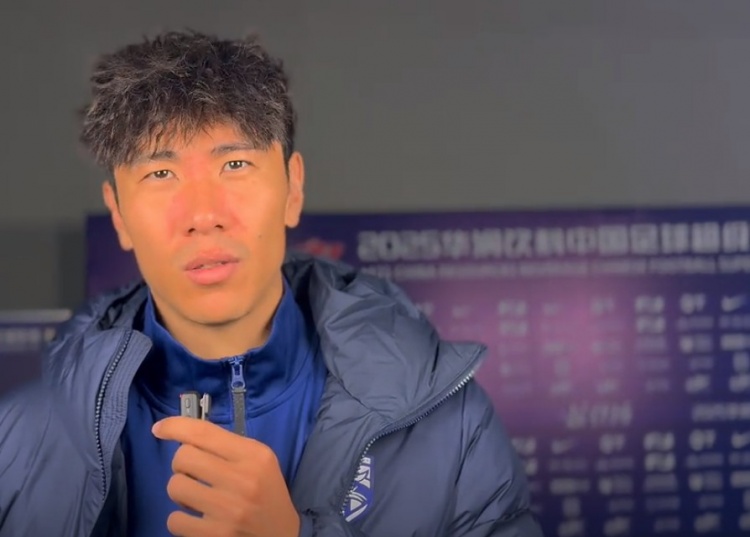 劉奕鳴：今年新援很多還需要磨合期，保持狀態(tài)相信下一場能拿下