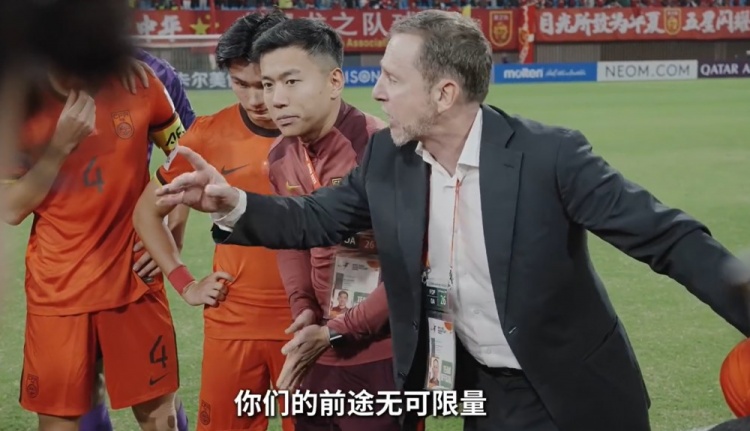 連說三次“很棒”！久爾杰維奇賽后喊話隊(duì)員：你們的前途無可限量